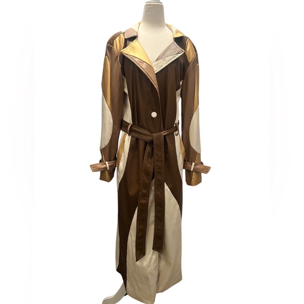 New Colin Locascio Francine Patched Trench
Coat, Size L